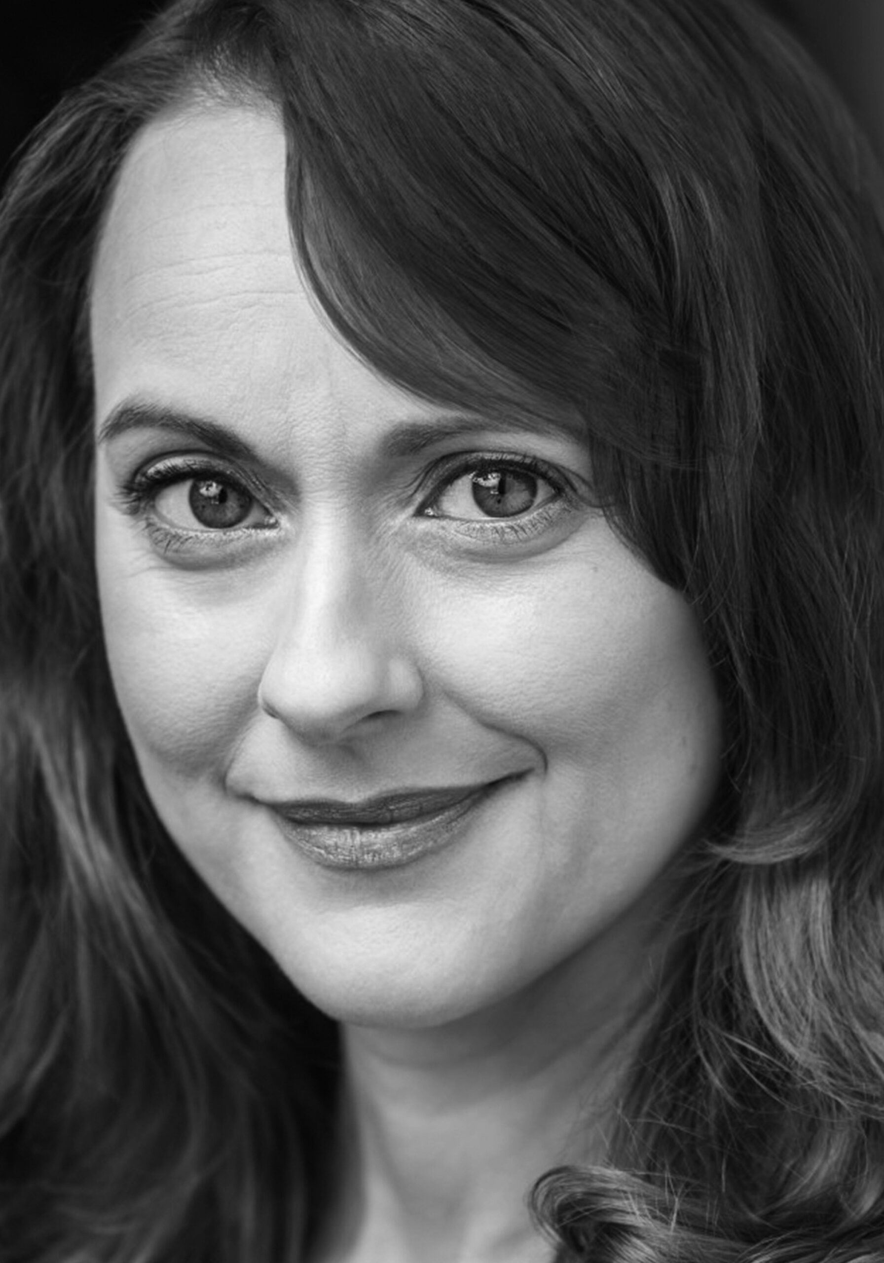 Sara Topham